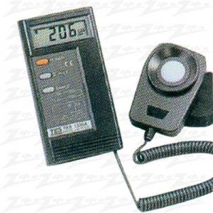 TES-1362列表式温度湿度计